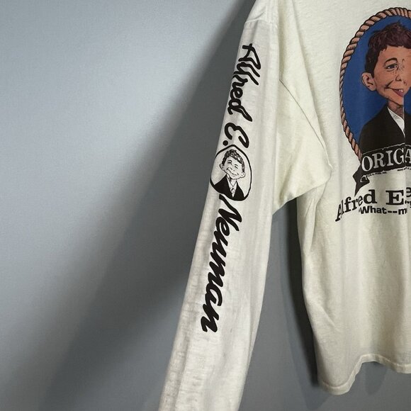 MAD Alfred E Neuman WHAT ME WORRY Long Sleeve T-Shirt Mens Size M/L Vtg Distress - Picture 4 of 16